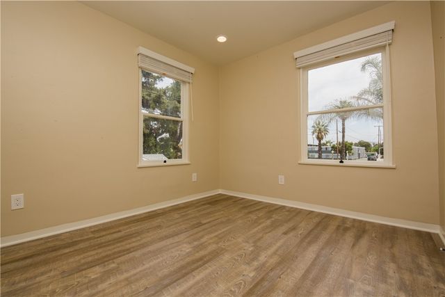 711 W 6th Street 5, Corona, CA 92882