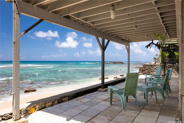 61-275 Kamehameha Highway, Haleiwa, HI 96712