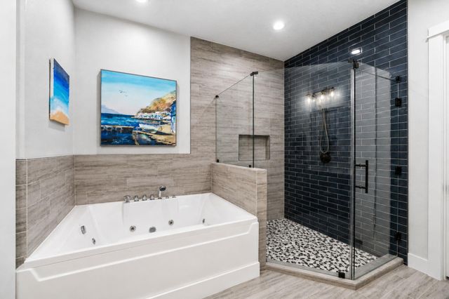 203 Cavalry Trail Drive, Rosharon, TX 77583