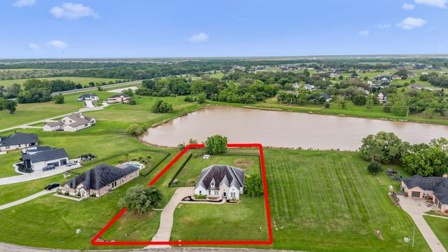 203 Cavalry Trail Drive, Rosharon, TX 77583