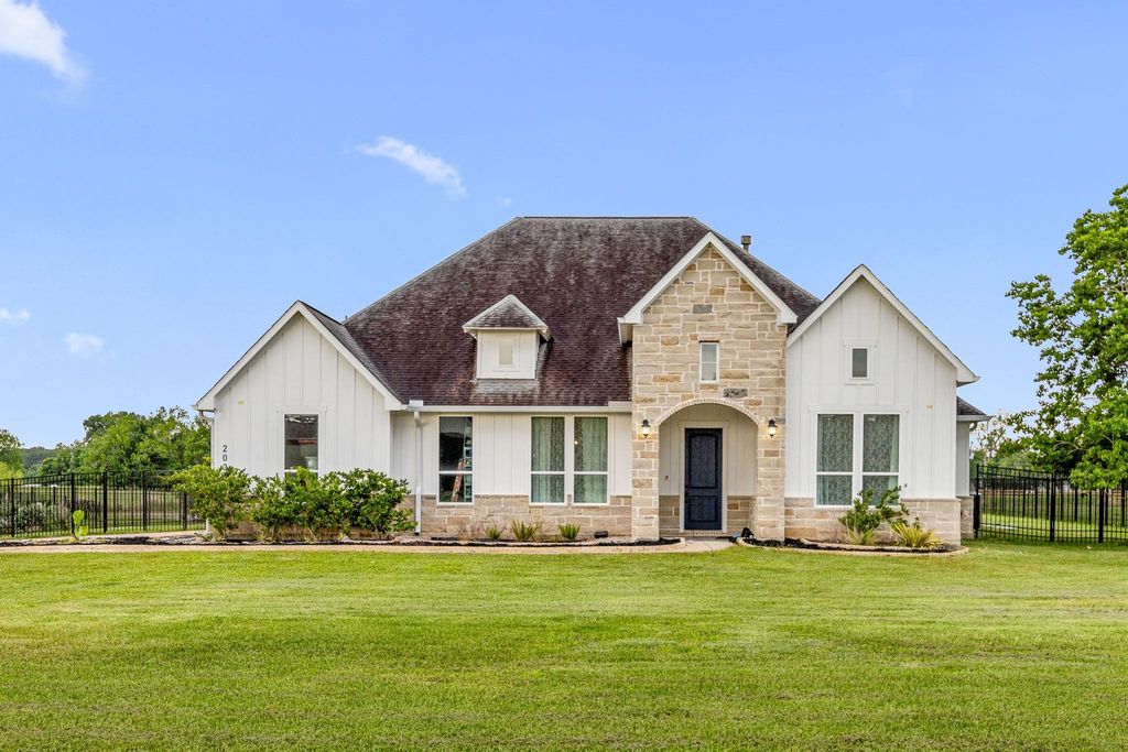 203 Cavalry Trail Drive, Rosharon, TX 77583