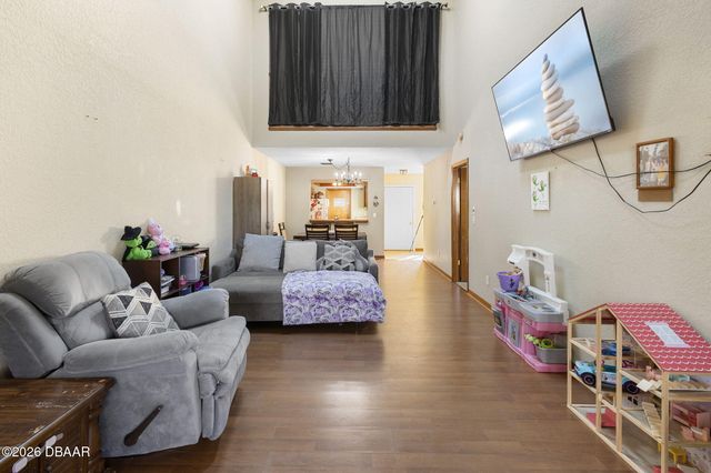 347 Castlewood Lane, New Smyrna Beach, FL 32168