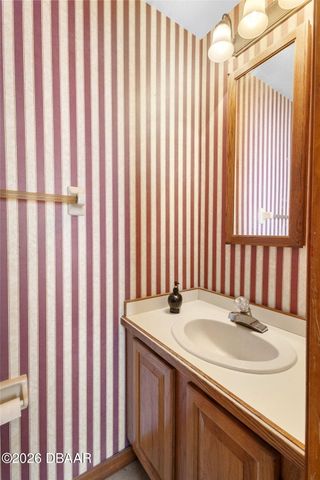 347 Castlewood Lane, New Smyrna Beach, FL 32168