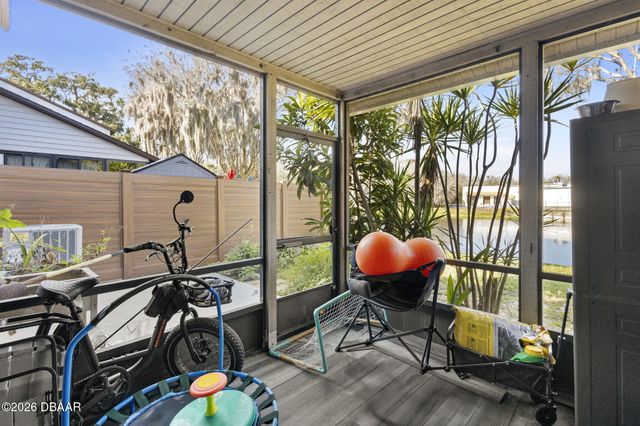 347 Castlewood Lane, New Smyrna Beach, FL 32168