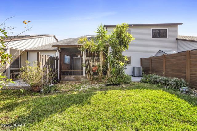 347 Castlewood Lane, New Smyrna Beach, FL 32168