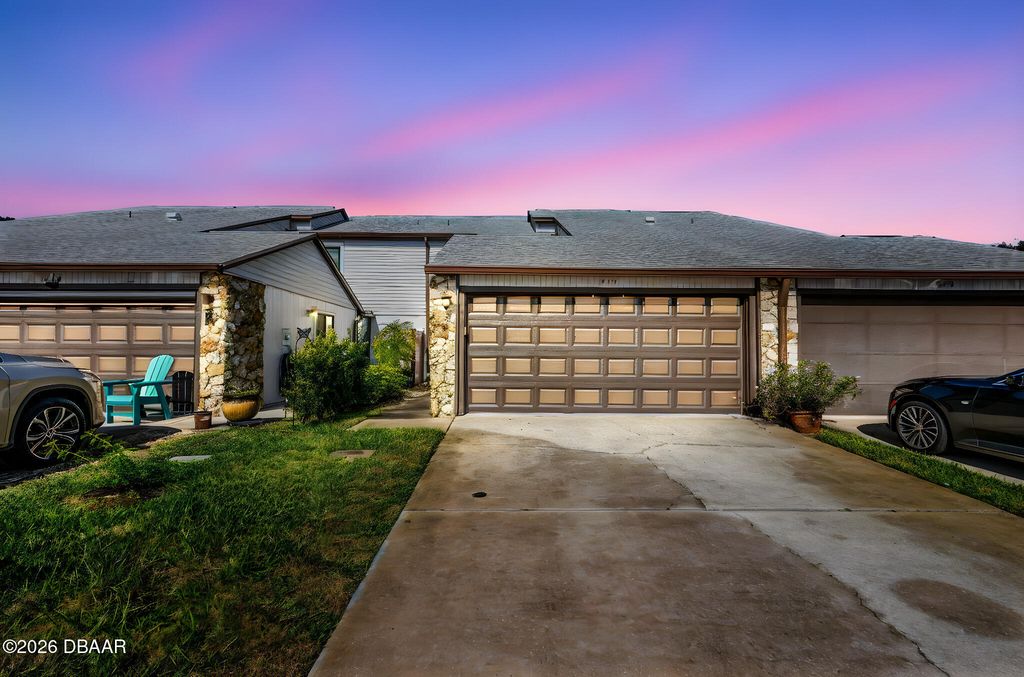 347 Castlewood Lane, New Smyrna Beach, FL 32168