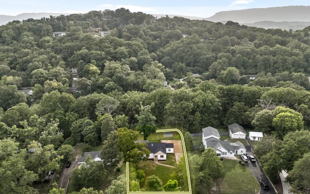 2821 Ozark Road, Chattanooga, TN 37415