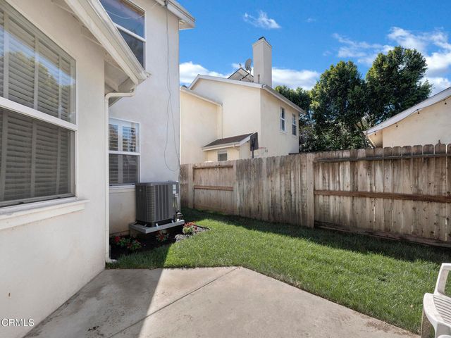 7101 Oso Avenue 16, Winnetka, CA 91306