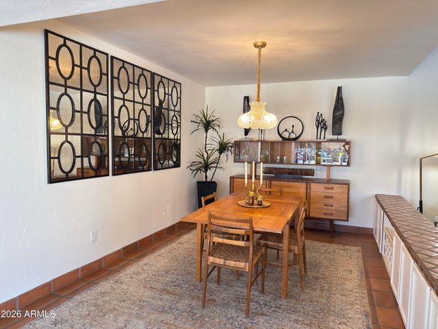 2102 E ALAMEDA Drive, Tempe, AZ 85282
