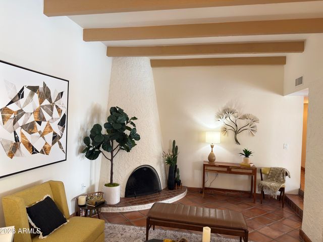 2102 E ALAMEDA Drive, Tempe, AZ 85282