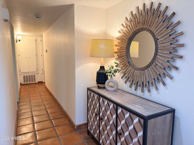 2102 E ALAMEDA Drive, Tempe, AZ 85282