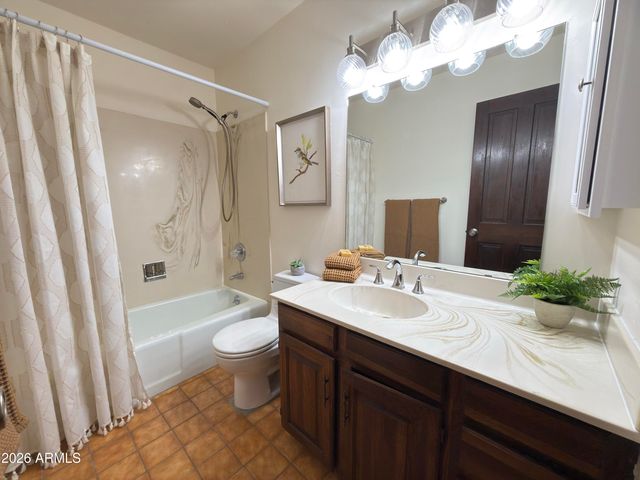 2102 E ALAMEDA Drive, Tempe, AZ 85282