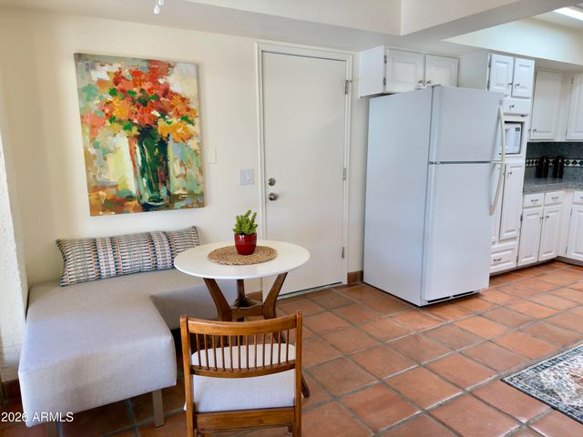 2102 E ALAMEDA Drive, Tempe, AZ 85282