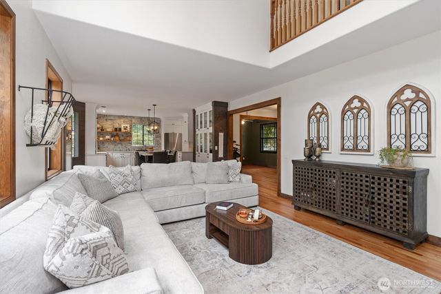 38900 310th Avenue SE, Enumclaw, WA 38990