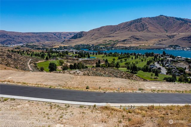 922 Long Drive, Chelan, WA 98816