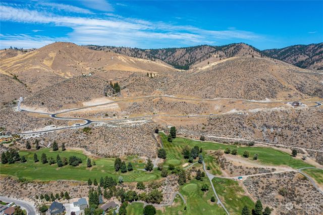922 Long Drive, Chelan, WA 98816