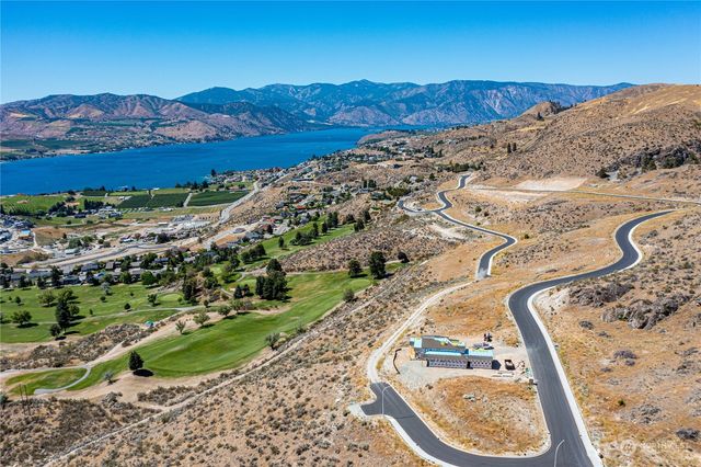 922 Long Drive, Chelan, WA 98816