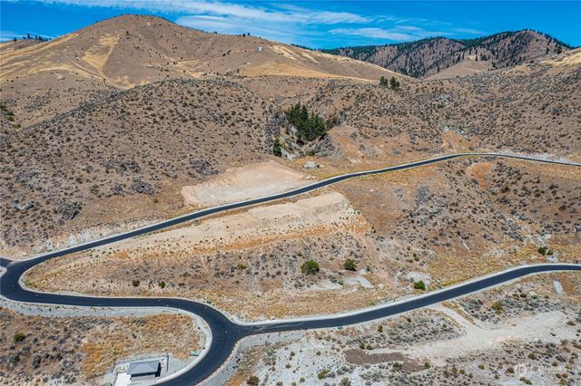 922 Long Drive, Chelan, WA 98816