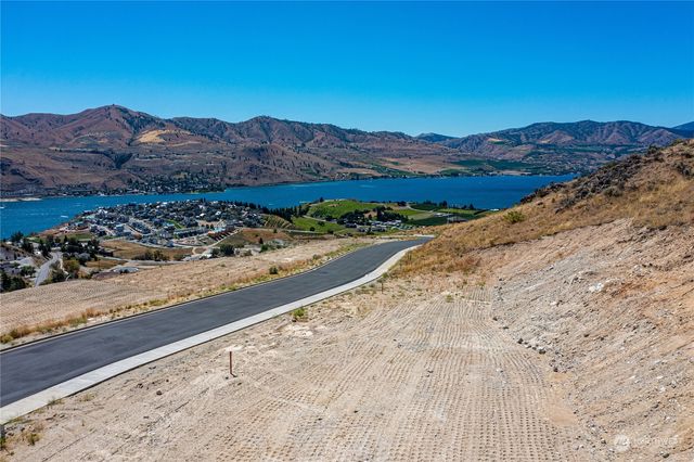 922 Long Drive, Chelan, WA 98816