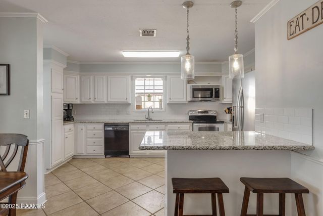 124 Alyene Drive, Lafayette, LA 70506