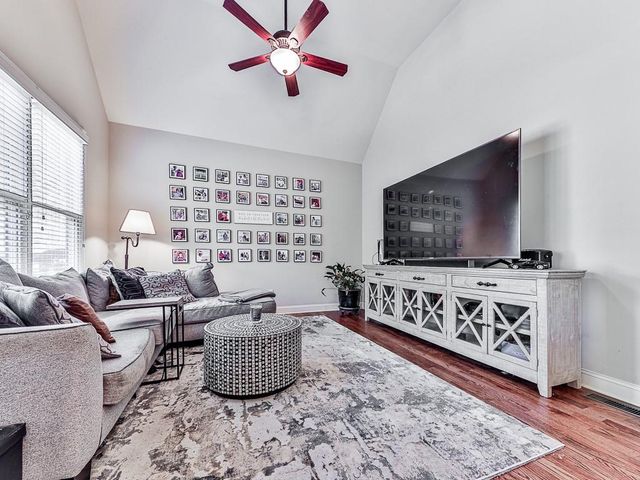 601 Walker Court, Canton, GA 30115