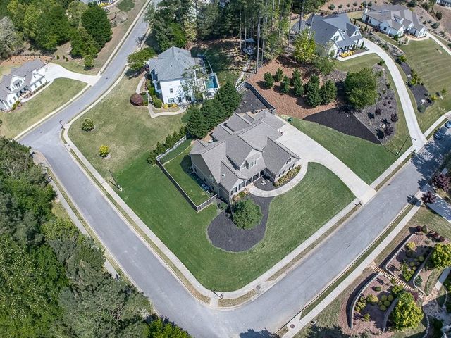 601 Walker Court, Canton, GA 30115