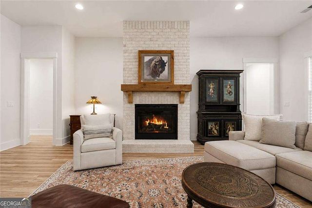 424 Northside Drive, Canton, GA 30115