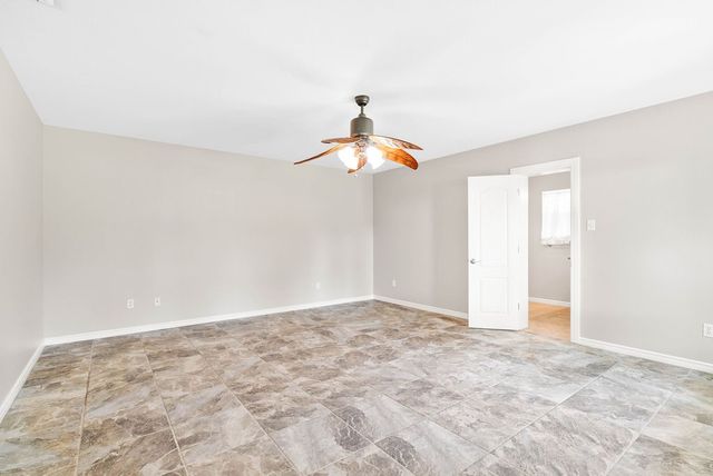 1931 N Fulton Beach Road, Rockport, TX 78382