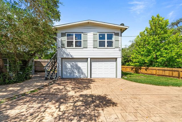 1931 N Fulton Beach Road, Rockport, TX 78382