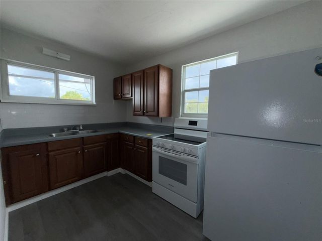 2400 25TH STREET N A, St Petersburg, FL 33713