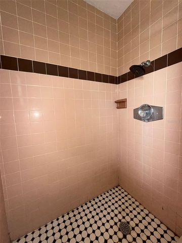 2400 25TH STREET N A, St Petersburg, FL 33713