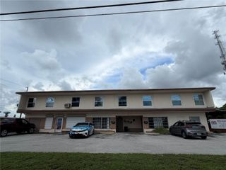 2400 25TH STREET N A, St Petersburg, FL 33713