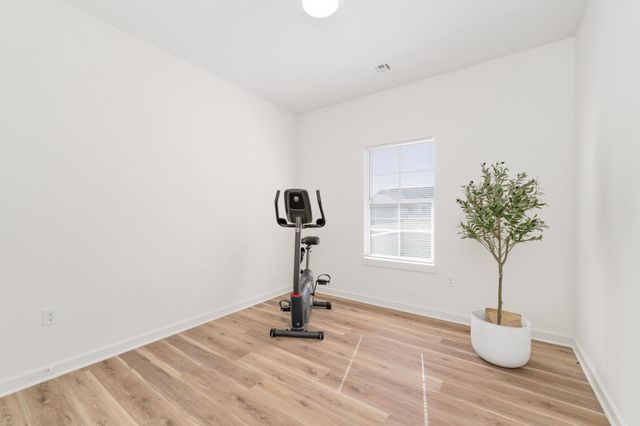 2418 E Elk Ridge Ave, Goddard, KS 67052