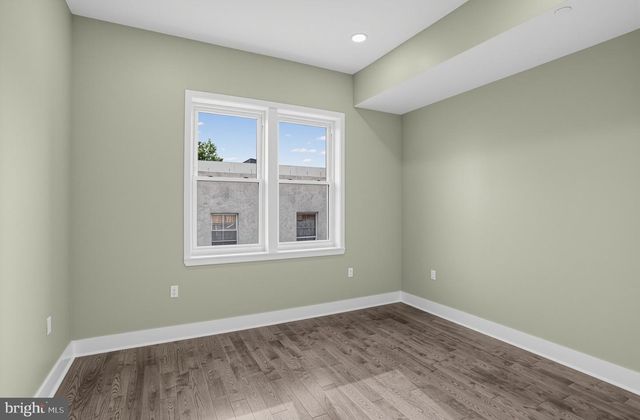1435 S 8TH ST, Philadelphia, PA 19147