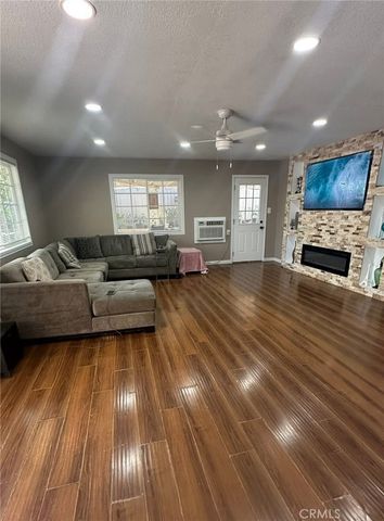 11073 Arlington Avenue, Riverside, CA 92505