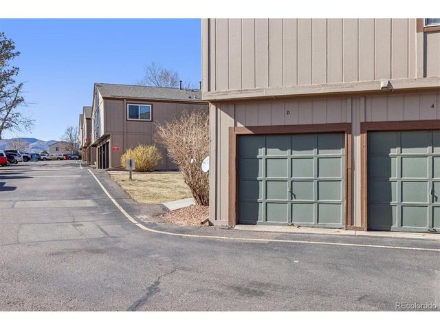 7700 W Glasgow Pl 18-18D, Littleton, CO 80128