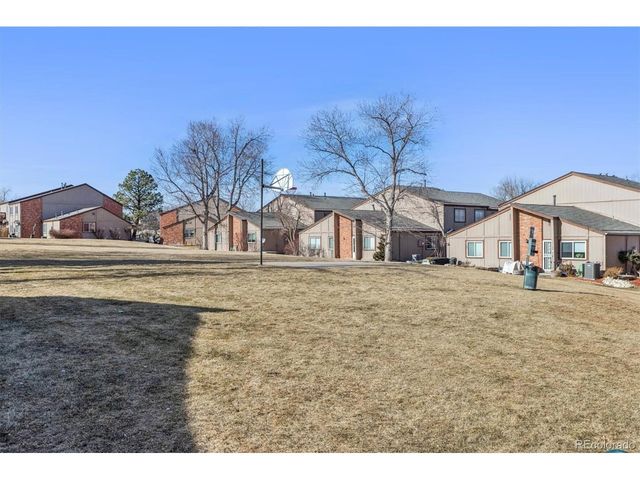 7700 W Glasgow Pl 18-18D, Littleton, CO 80128