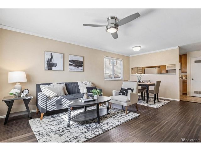 7700 W Glasgow Pl 18-18D, Littleton, CO 80128