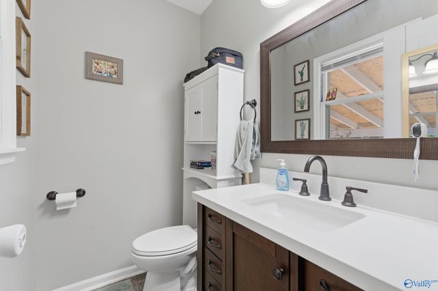 13904 SW Wyandotte Drive, Huntsville, AL 35803