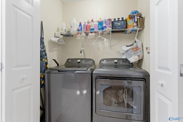 13904 SW Wyandotte Drive, Huntsville, AL 35803