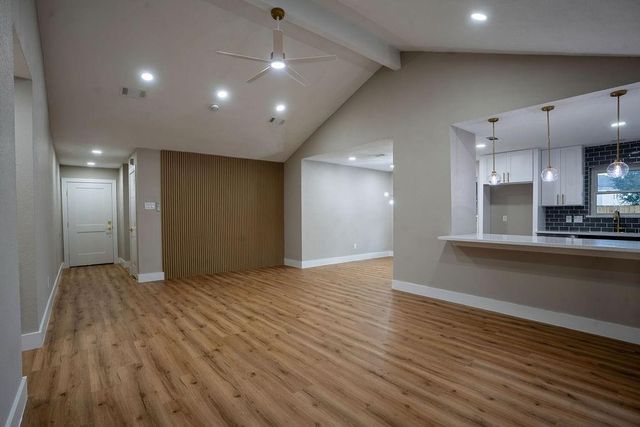 9856 Oriole, Conroe, TX 77385