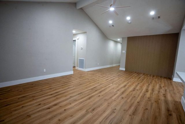 9856 Oriole, Conroe, TX 77385