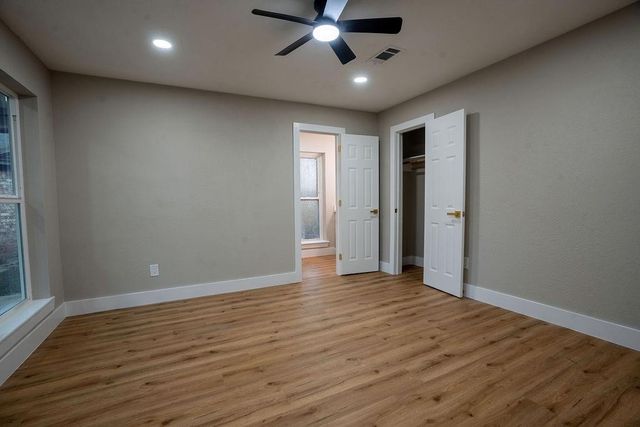 9856 Oriole, Conroe, TX 77385