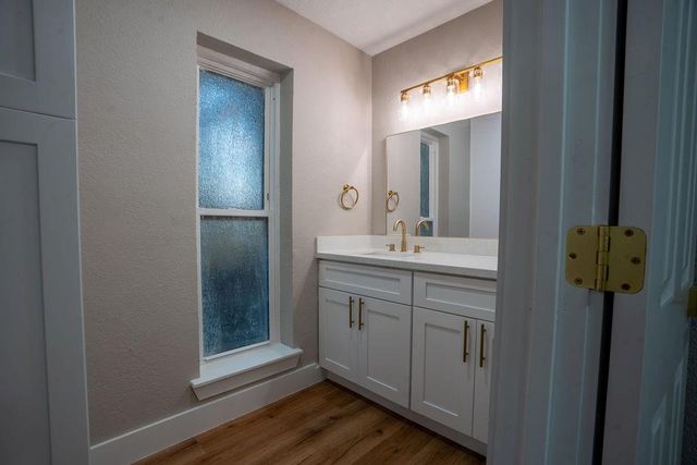 9856 Oriole, Conroe, TX 77385