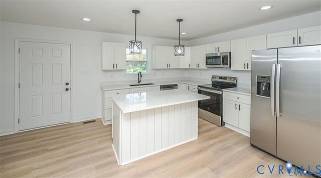 202 S Little Church St, Petersburg, VA 23803