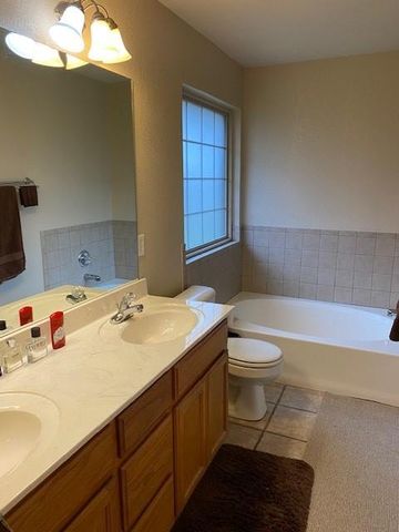 4217 Manhattan Drive, Moore, OK 73160