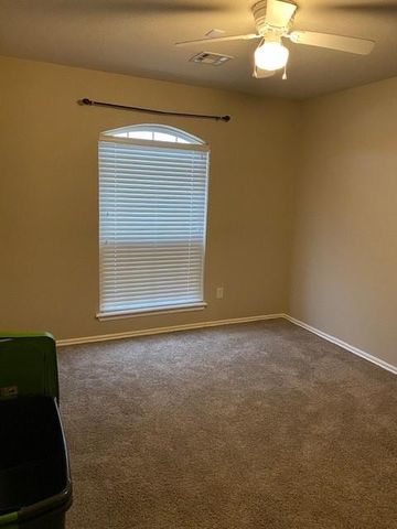 4217 Manhattan Drive, Moore, OK 73160