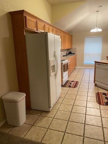 4217 Manhattan Drive, Moore, OK 73160
