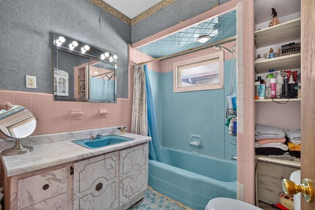 34 Baker Rd, Everett, MA 02149