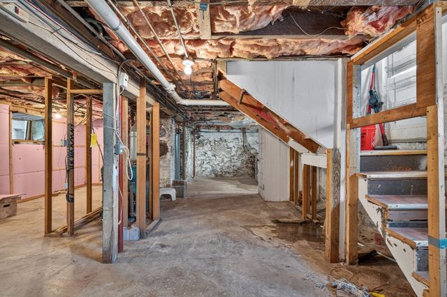 34 Baker Rd, Everett, MA 02149